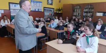 Сустрэча з воінам-інтэрнацыяналістам